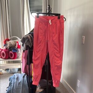 Lululemon Athletica Pink Track Pants size 8 ( lined)